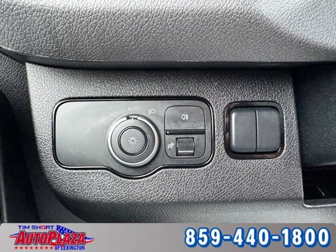 Used 2025 Mercedes-Benz Sprinter 2500 image 26