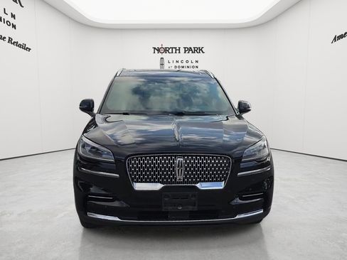 Used 2023 Lincoln Aviator Reserve w/ Elements Package Plus RWD image 8