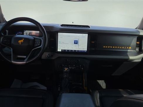 Used 2022 Ford Bronco Badlands w/ Sasquatch Package image 27