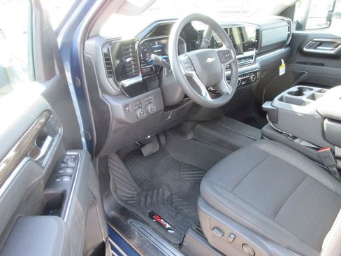 New 2026 Chevrolet Silverado 3500 LT w/ All Star Edition AWD/4WD image 16
