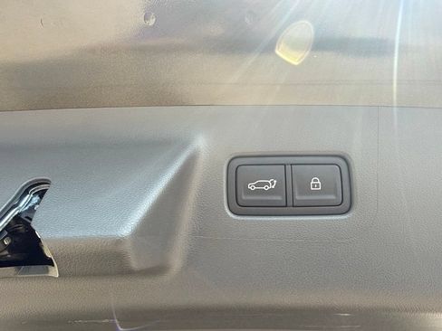 Used 2026 Hyundai Santa Fe SEL AWD/4WD image 12