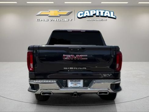 Used 2022 GMC Sierra 1500 SLT w/ SLT Premium Plus Package AWD/4WD image 4