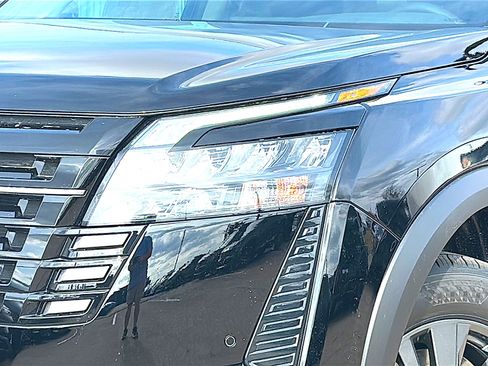 New 2026 Nissan Pathfinder SV image 4