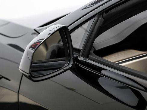 Used 2023 Tesla Model S Standard Range image 33