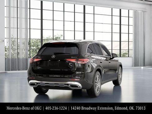 Used 2026 Mercedes-Benz GLC 300 4MATIC image 23