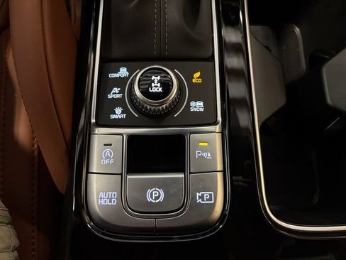 Used 2025 Kia Telluride SX Prestige X-Line AWD/4WD image 23