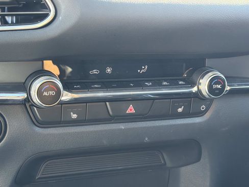 Used 2025 MAZDA CX-30 AWD 2.5 S w/ Premium Package image 14