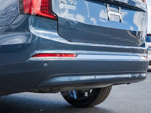 New 2026 Volvo XC90 B6 Plus w/ Protection Package Premier image 7