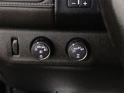 Used 2018 GMC Canyon Denali image 15