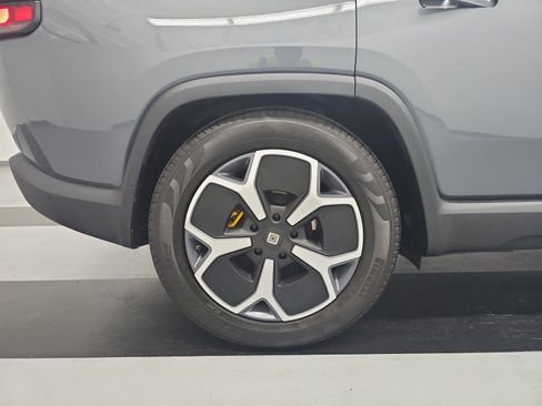 Used 2024 Rivian R1S Adventure Quad AWD/4WD image 12