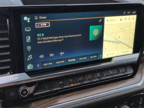 Certified 2022 Chevrolet Silverado 1500 RST image 12