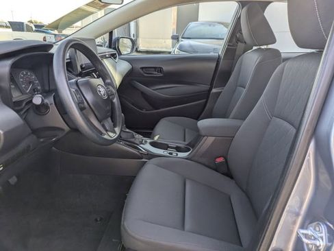 Used 2025 Toyota Corolla LE image 25