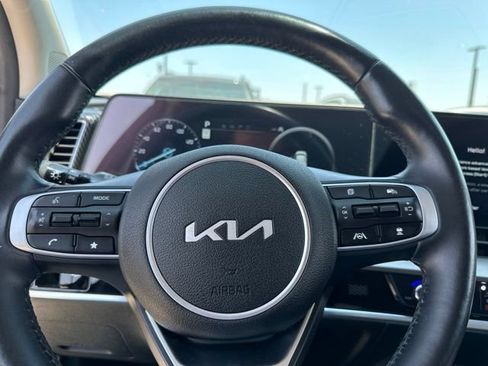 Used 2023 Kia Sportage SX FWD image 11