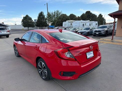 Used 2017 Honda Civic EX-T image 5