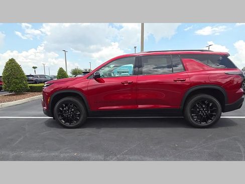 New 2026 Chevrolet Traverse LT w/ Midnight/Sport Edition FWD image 21