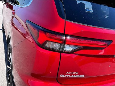 Used 2024 Mitsubishi Outlander SEL FWD image 29