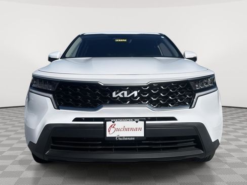 Used 2022 Kia Sorento LX image 5
