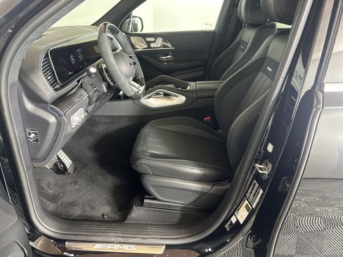 Certified 2026 Mercedes-Benz GLS 63 AMG 4MATIC image 9
