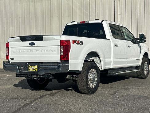 Used 2020 Ford F350 Lariat w/ Chrome Package image 4
