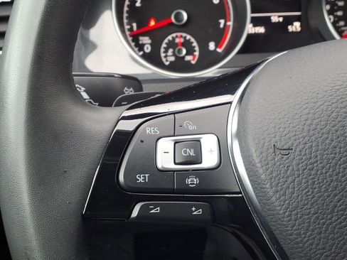 Used 2020 Volkswagen Golf 4-Door image 21