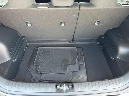 Used 2022 Kia Soul LX FWD image 28