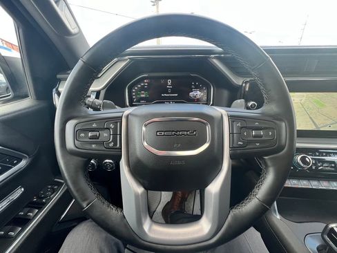 Used 2025 GMC Sierra 1500 Denali w/ Denali Reserve Package image 25
