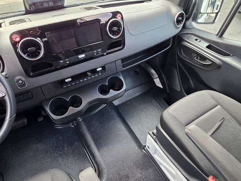Used 2026 Mercedes-Benz Sprinter 2500 image 20