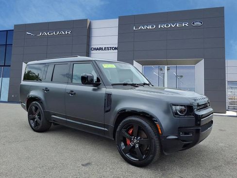 Certified 2024 Land Rover Defender 130 X AWD/4WD image 7