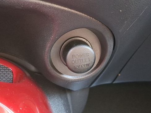 Used 2016 Nissan Juke SL AWD/4WD image 25