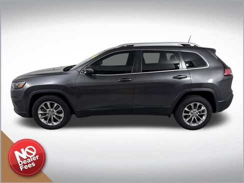 Used 2019 Jeep Cherokee Latitude Plus w/ Comfort/Convenience Group image 7