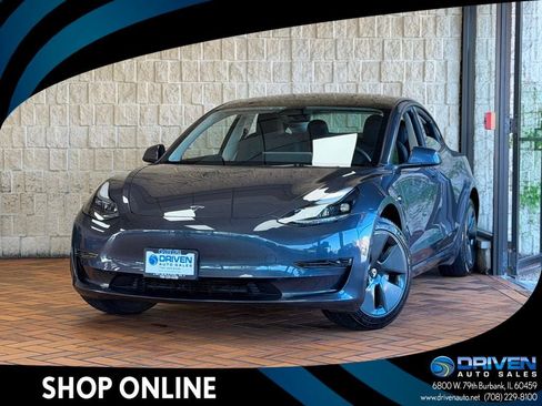 Used 2023 Tesla Model 3 Standard Range RWD image 1