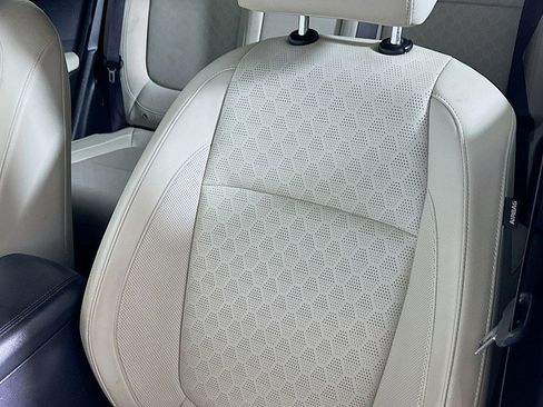 Used 2021 Kia Seltos SX image 21