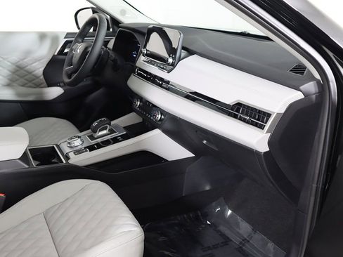 New 2025 Mitsubishi Outlander SEL image 30