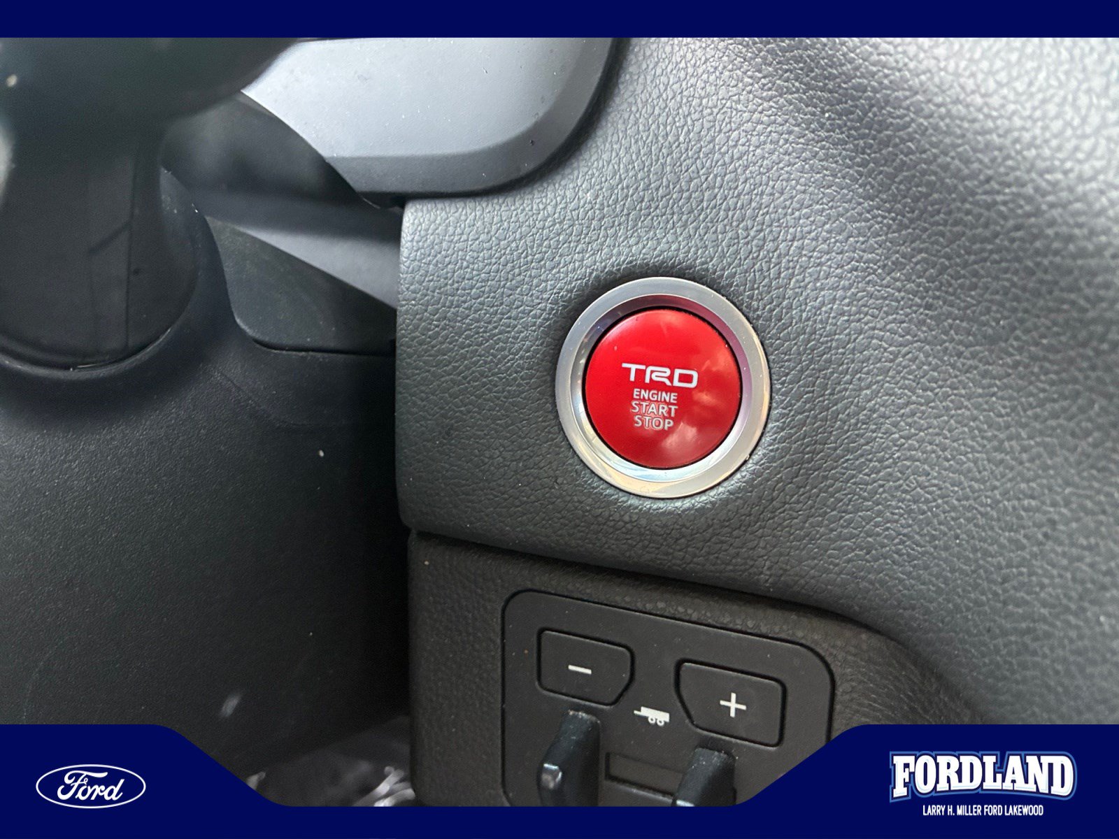Used 2023 Toyota Tundra Limited w/ TRD Off-Road Package AWD/4WD image 29