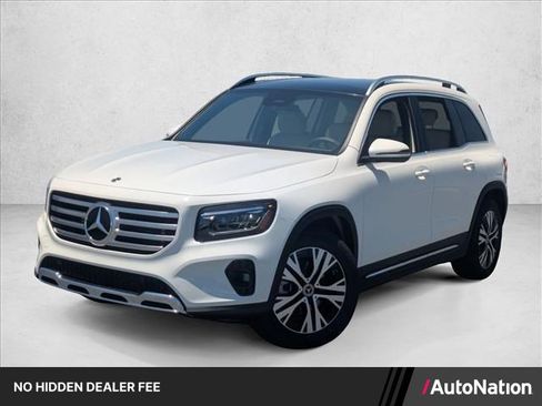 Used 2026 Mercedes-Benz GLB 250 image 1