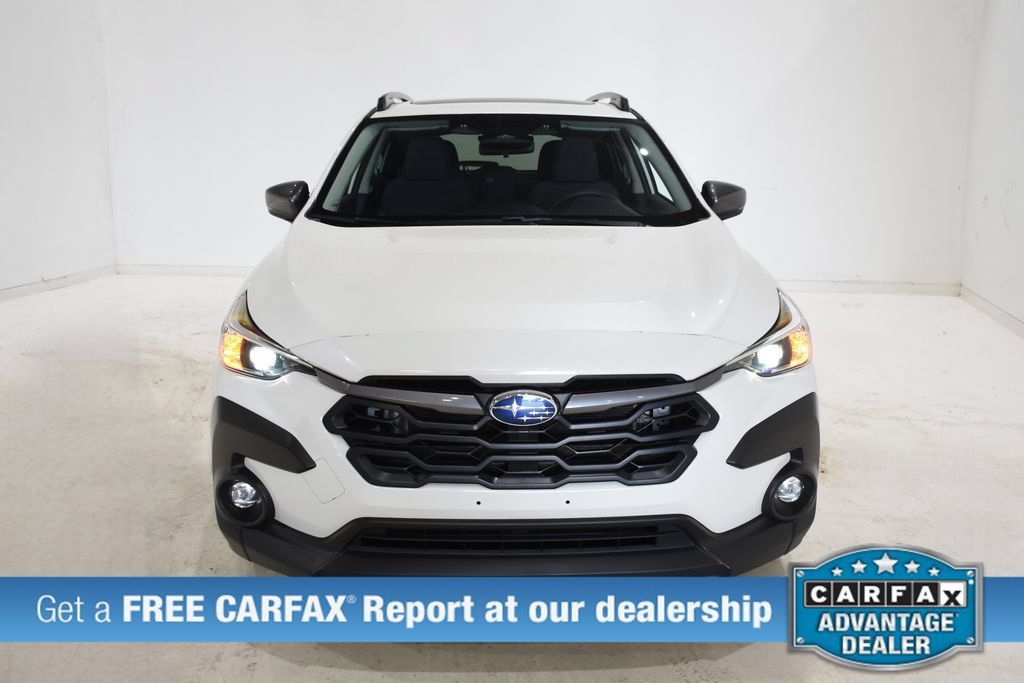 Used 2025 Subaru Crosstrek 2.5i Premium AWD/4WD image 2