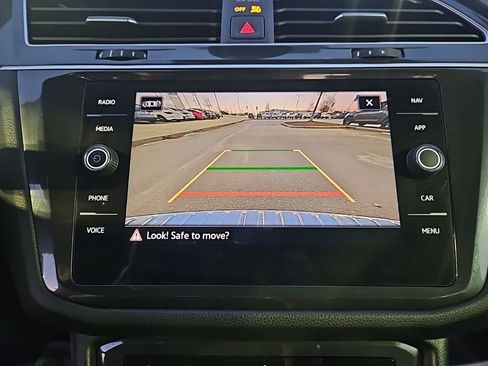 Used 2024 Volkswagen Tiguan SEL R-Line image 23