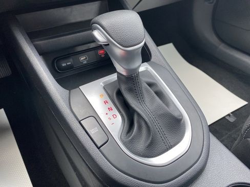 Certified 2024 Kia Forte LXS image 25