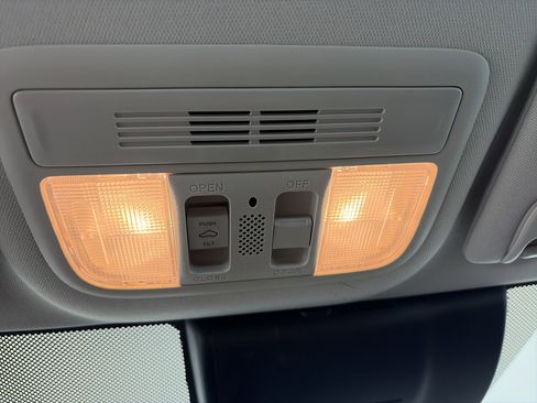 Used 2021 Honda Civic EX image 30