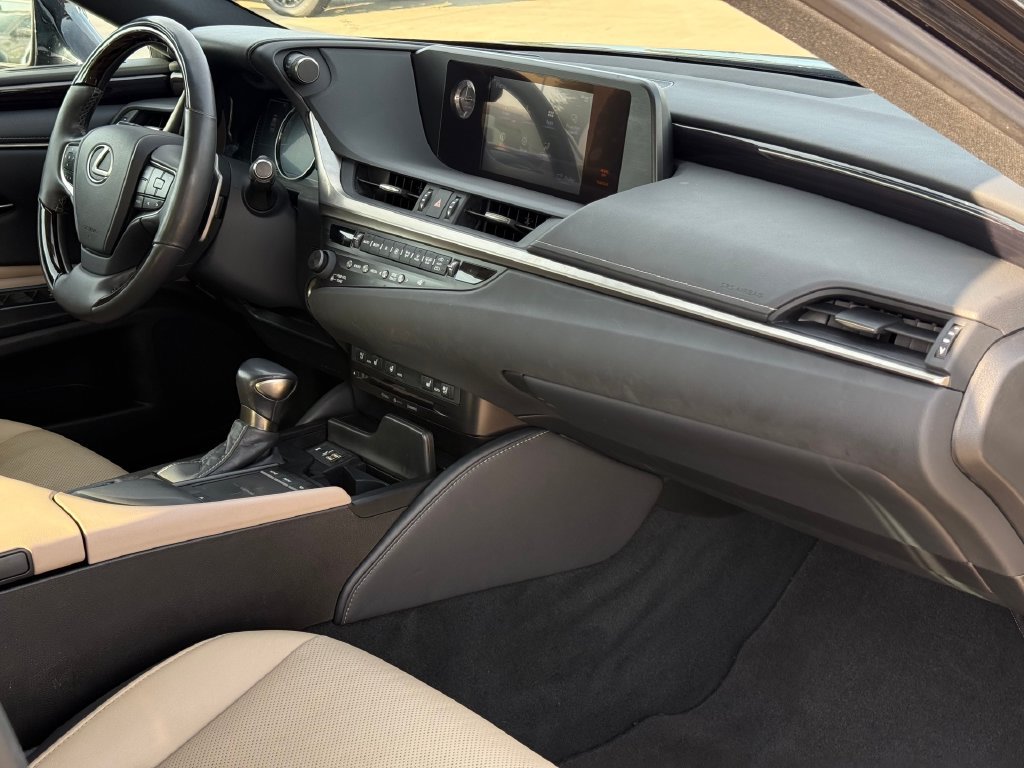Used 2020 Lexus ES 350 w/ Premium Package FWD image 23