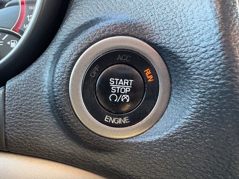 Used 2015 Dodge Journey Crossroad AWD/4WD image 39