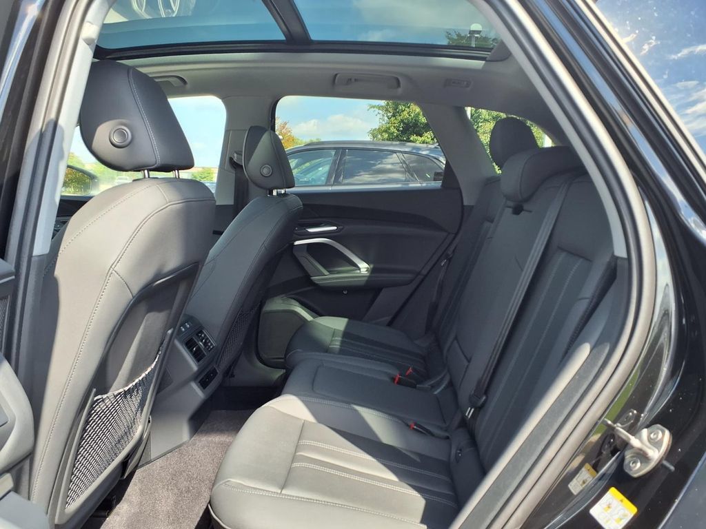 New 2026 Audi Q5 Premium AWD/4WD image 23