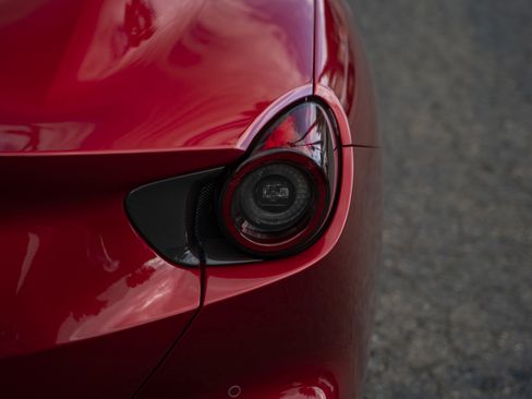 Certified 2023 Ferrari Portofino M image 19