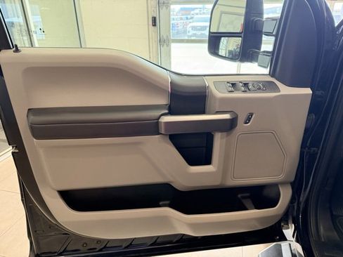 Used 2021 Ford F250 XLT w/ XLT Value Package image 11