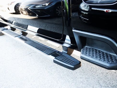 Used 2023 Chevrolet Silverado 3500 LTZ w/ LTZ Convenience Package image 15