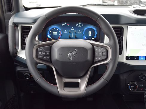 New 2026 Ford Bronco Heritage Edition AWD/4WD image 8