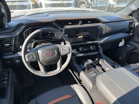 New 2026 GMC Sierra 1500 AT4 w/ AT4 Premium Package AWD/4WD image 17