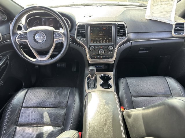 Used 2017 Jeep Grand Cherokee Limited w/ Luxury Group II RWD image 11