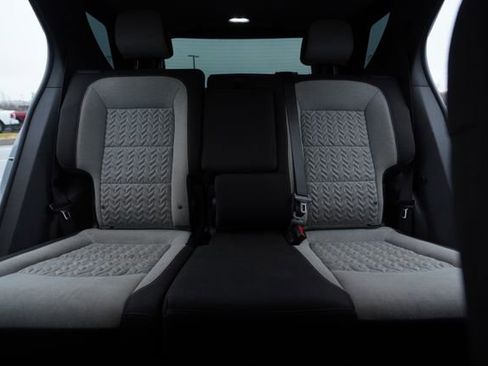 Used 2024 Chevrolet Equinox LS w/ Sport Edition image 33