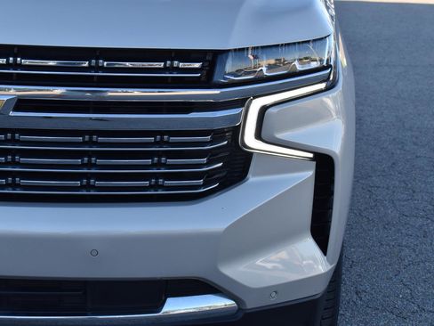 Used 2021 Chevrolet Tahoe Premier w/ Premium Package image 20